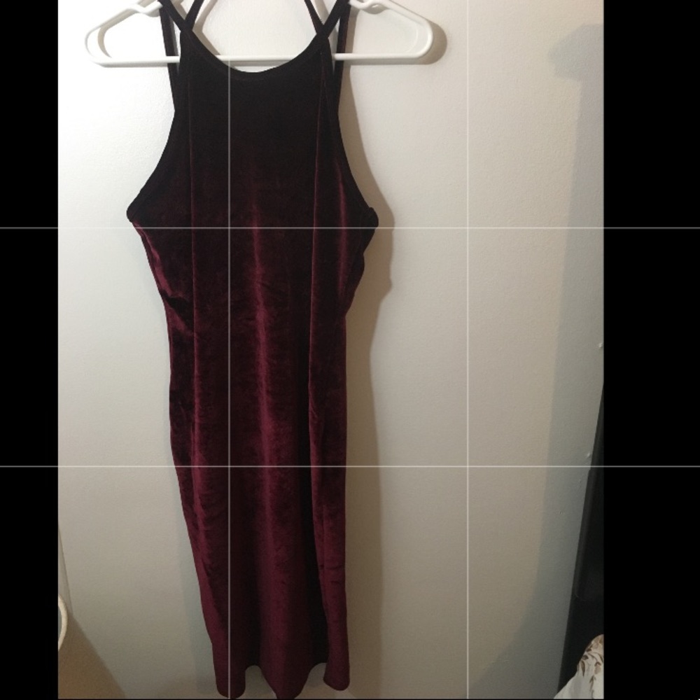 Dress - Picture 4 of 4